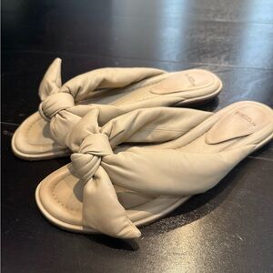 Alexandre Birman Clarita Sandal